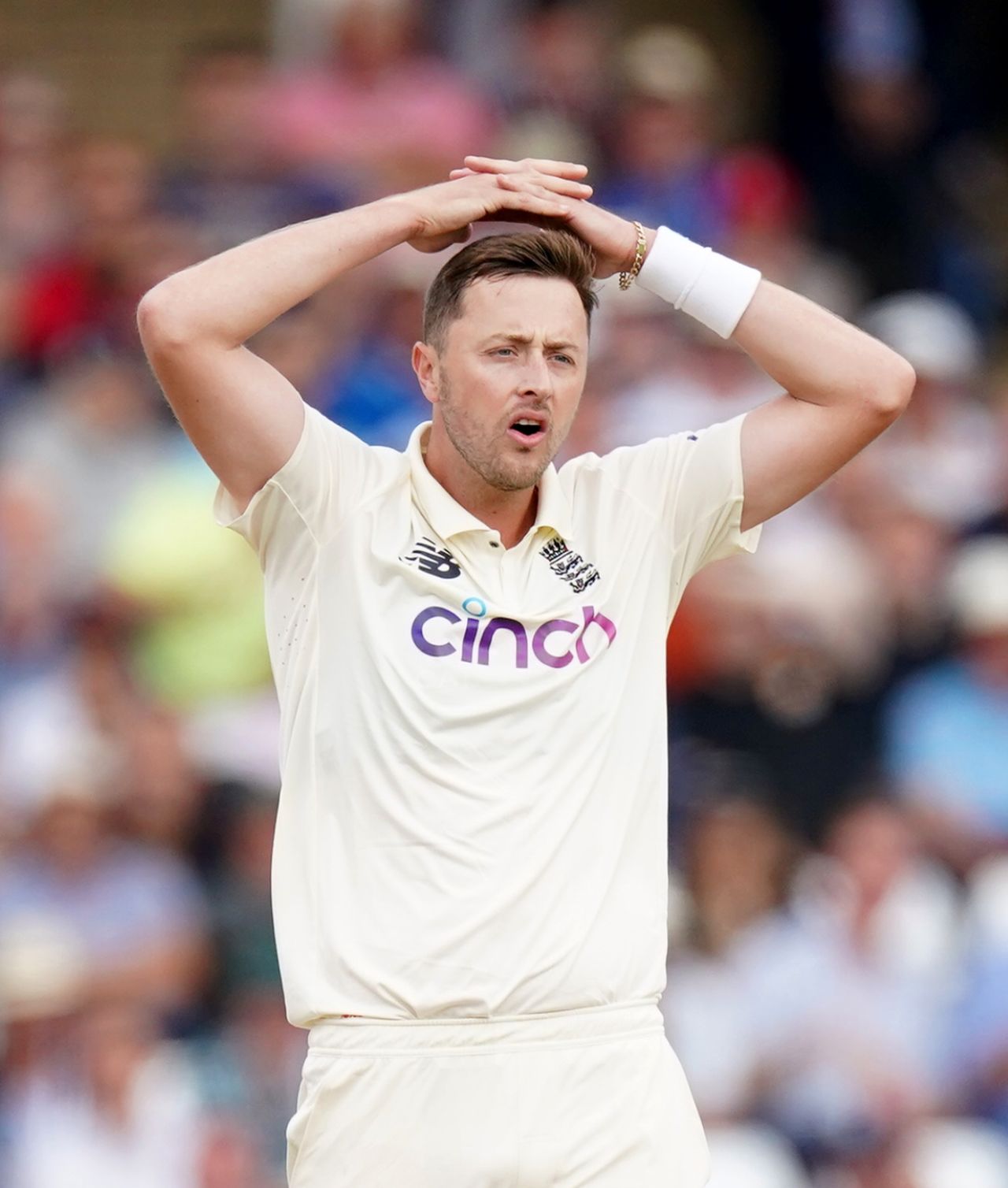 Ollie Robinson reacts to a close call for India's openers, England vs India, 1st Test, Nottingham, 2nd day, August 5, 2021