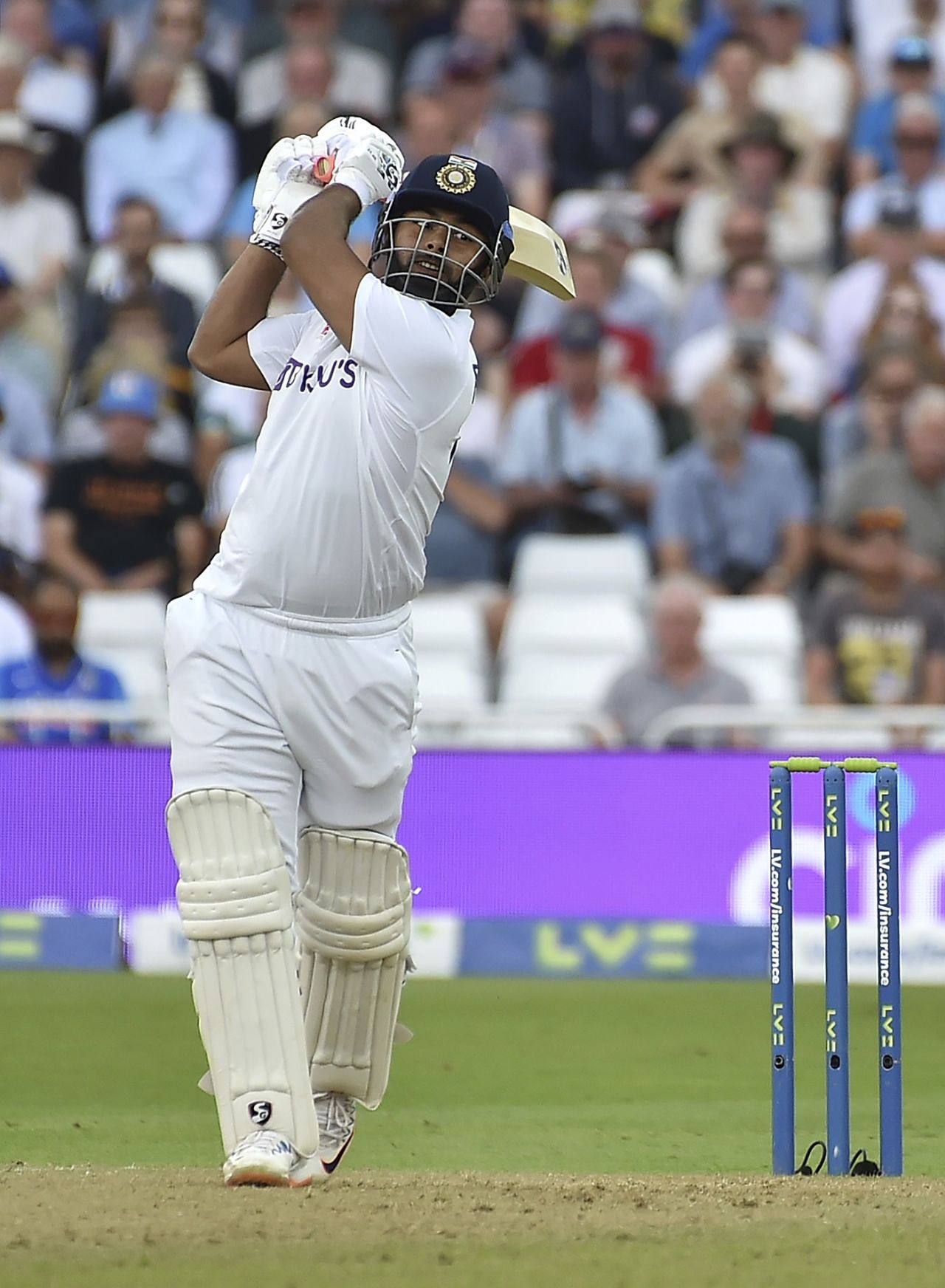 Rishabh Pant thrashes one over mid-off, England vs India, 1st Test, Nottingham, 2nd day, August 5, 2021