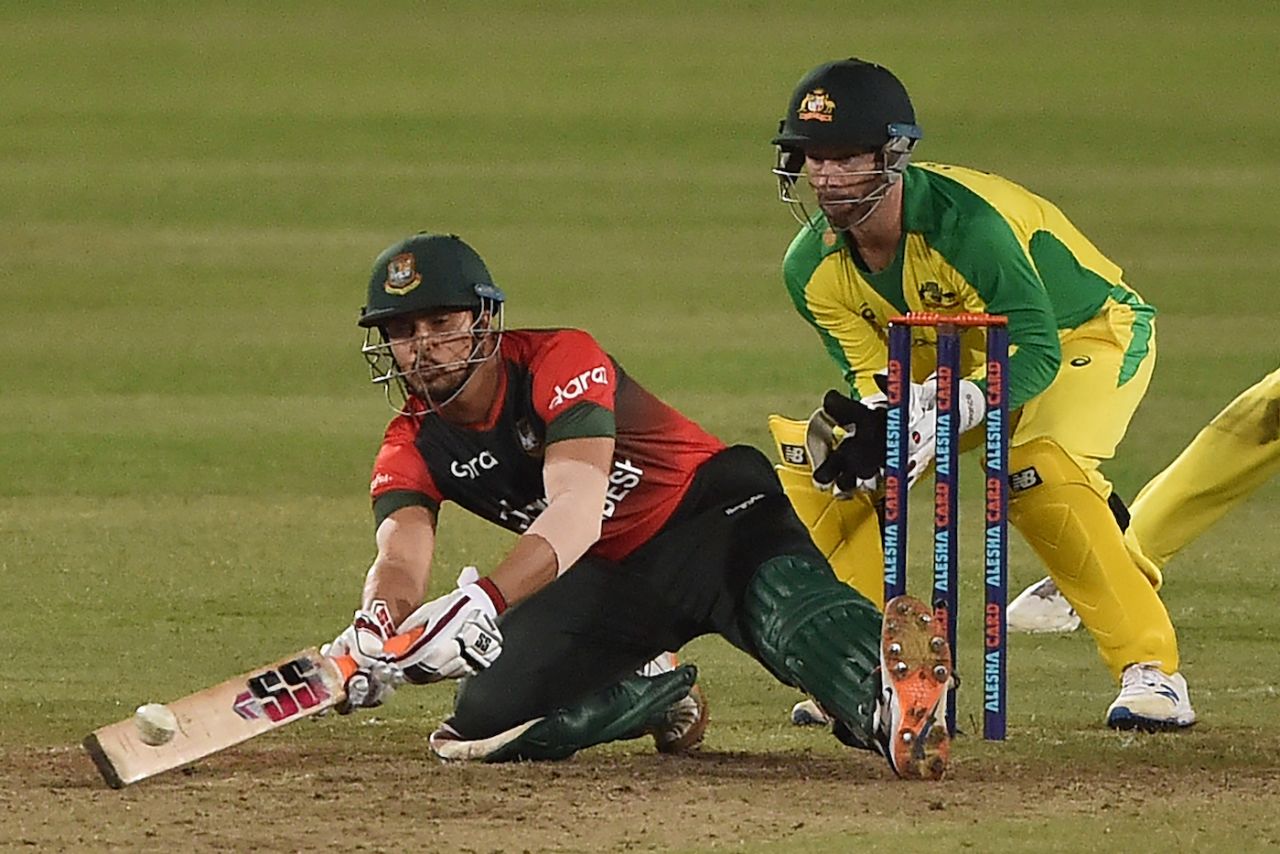 Nurul Hasan has to stretch to play a sweep, Bangladesh vs Australia, 3rd T20I, Dhaka, August 6, 2021