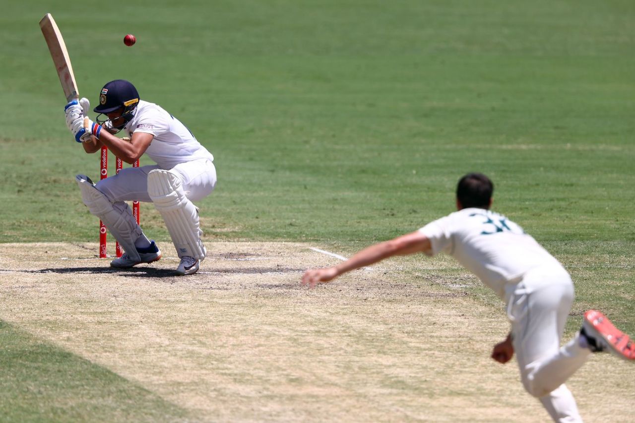 Shubman gill ducks a Pat Cummins bouncer, Australia vs India, 4th Test, Brisbane, 2nd day, January 16, 2021