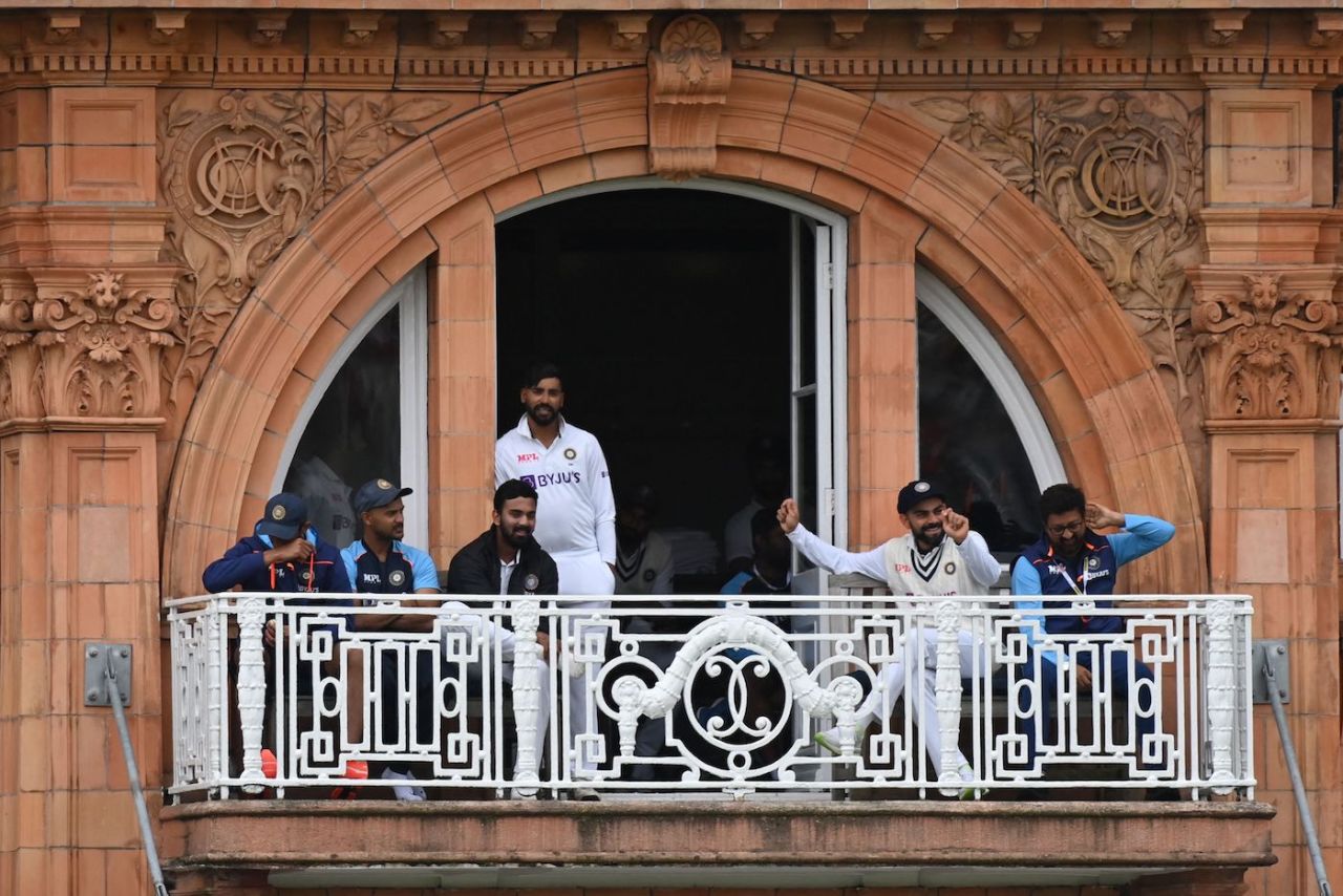 Virat Kohli has some fun at the Lord's balcony with KL Rahul and Mohammed Siraj, England vs India, 2nd Test, Lord's, London, 2nd day, August 13, 2021