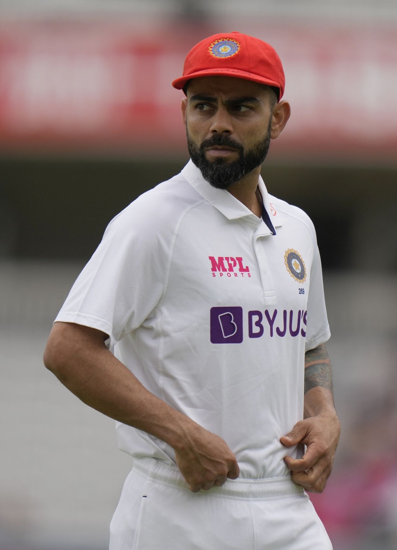 Virat Kohli sports a red cap for the Ruth Strauss Foundation charity, England vs India, 2nd Test, Lord's, 2nd day, August 13, 2021