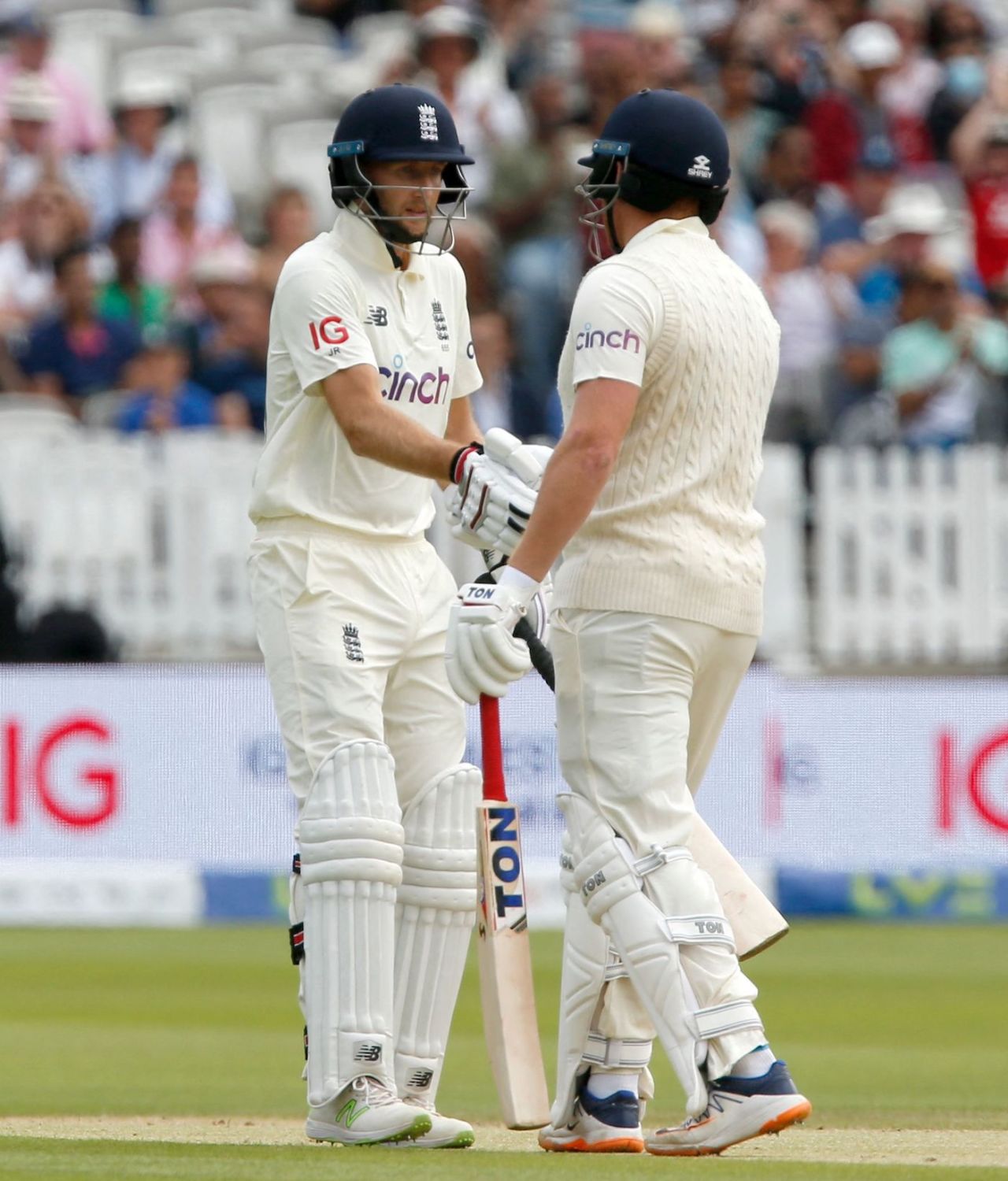 Jonny Bairstow congratulates Joe Root after the latter's half-century, England vs India, 2nd Test, Lord's, London, 3rd day, August 14, 2021