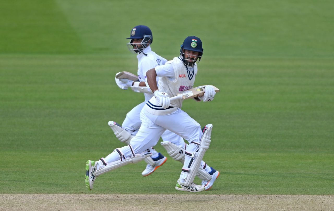 Ajinkya Rahane and Cheteshwar Pujara run between the wickets, England vs India, 2nd Test, Lord's, London, 4th day, August 15, 2021

