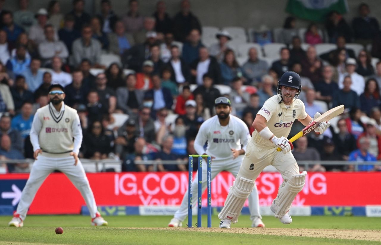 Rory Burns sets off on a run, England vs India, 3rd Test, Headingley, 1st day, August 25, 2021