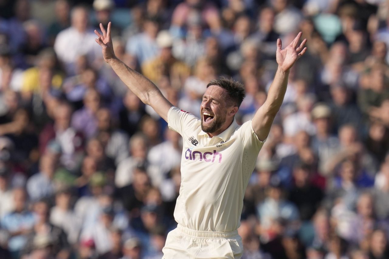 Chris Woakes is delighted after trapping Shardul Thakur, England vs India, 4th Test, The Oval, London, 1st day, September 2, 2021