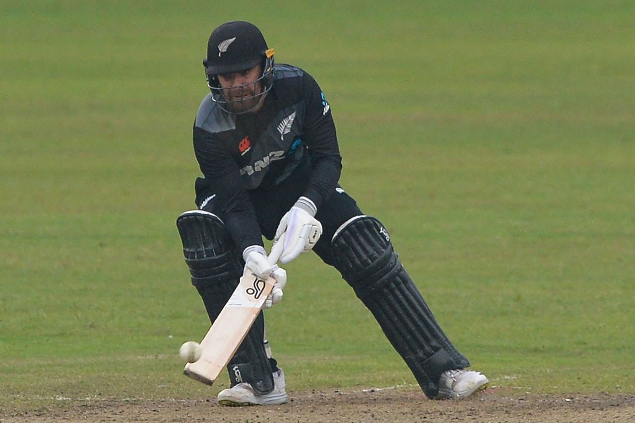 Tom Blundell shapes to ramp one away, Bangladesh vs New Zealand, 1st T20I, Dhaka, September 5, 2021
