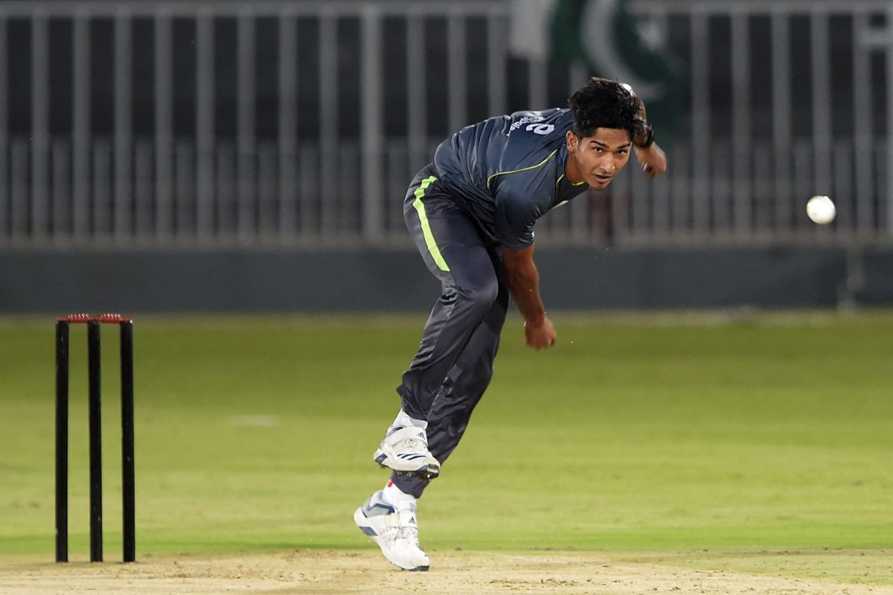 Mohammad Hasnain bowls during a practice session, Rawalpindi, September 11, 2021