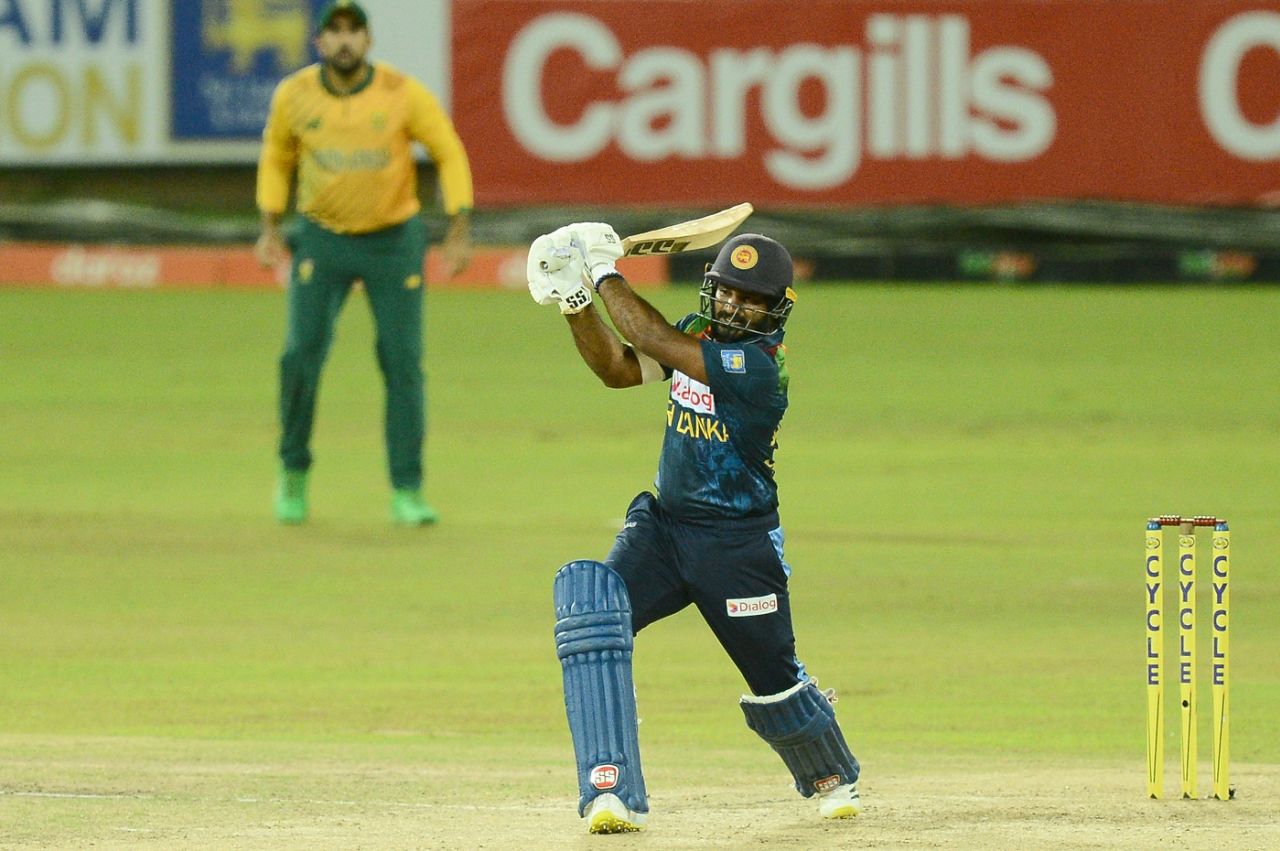 Kusal Perera crashes one through the offside, Sri Lanka vs South Africa, 2nd T20I, Colombo, September 12, 2021