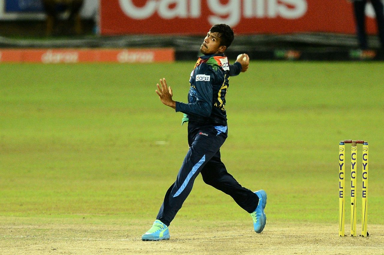 Maheesh Theekshana bowls, Sri Lanka vs South Africa, 2nd T20I, Colombo, September 12, 2021