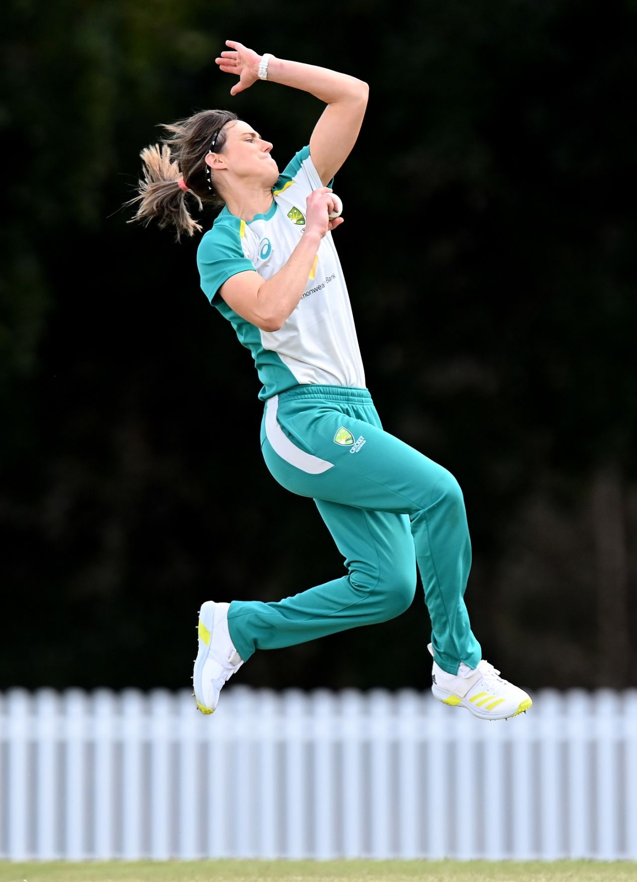 Ellyse Perry bowls during a warm-up game, Northern Suburbs District Cricket Club, Brisbane, September 16, 2021