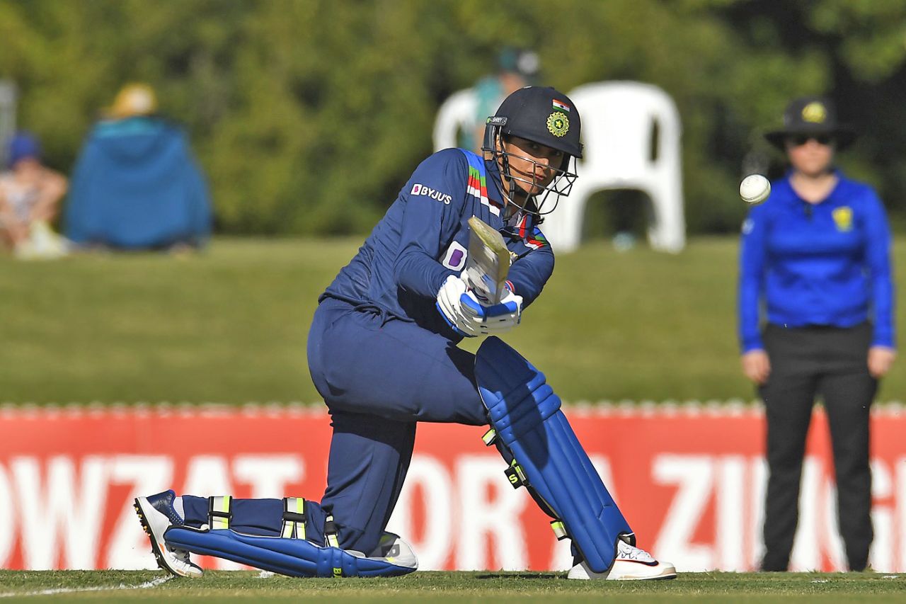 Smriti Mandhana lunges to sweep a ball, Australia Women vs India Women, 2nd ODI, Mackay, September 24, 2021