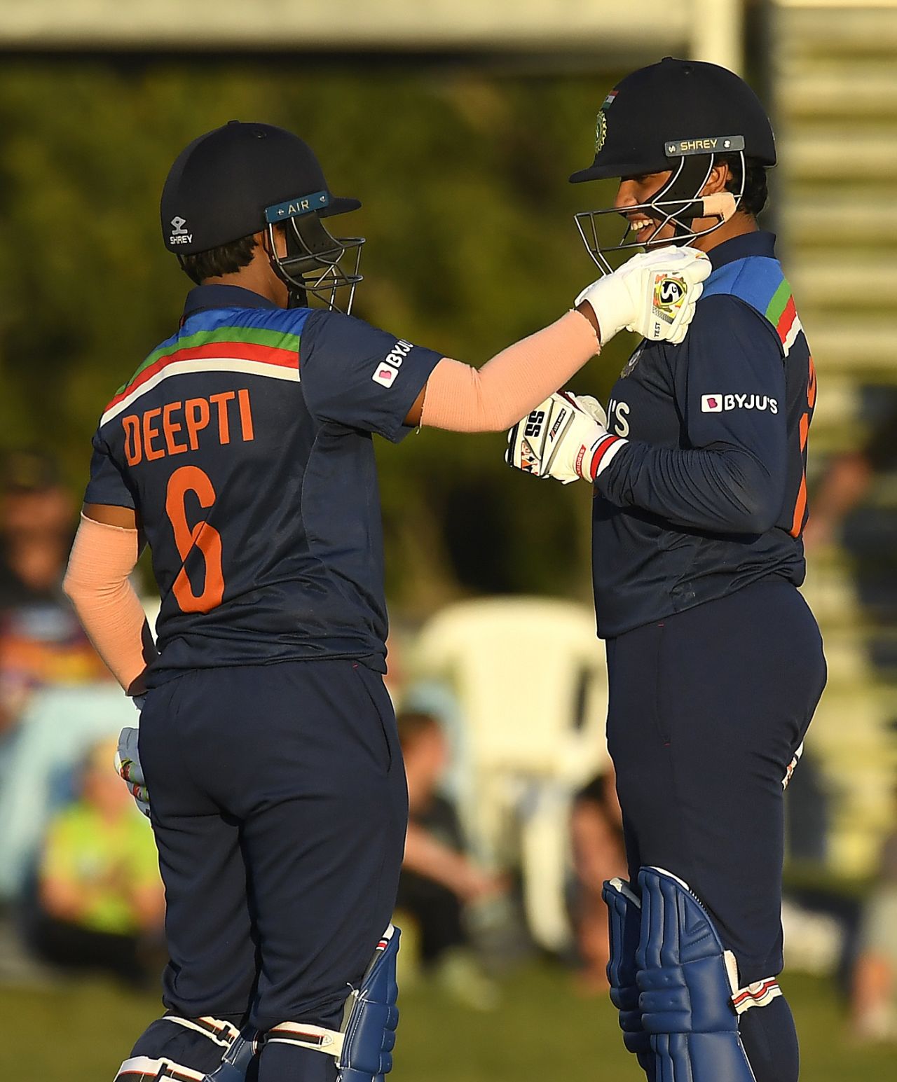 Deepti Sharma pats on Richa Ghosh's shoulder after the 17-year-old batter swatted Darcie Brown for a six, Australia Women vs India Women, 2nd ODI, Mackay, September 24, 2021