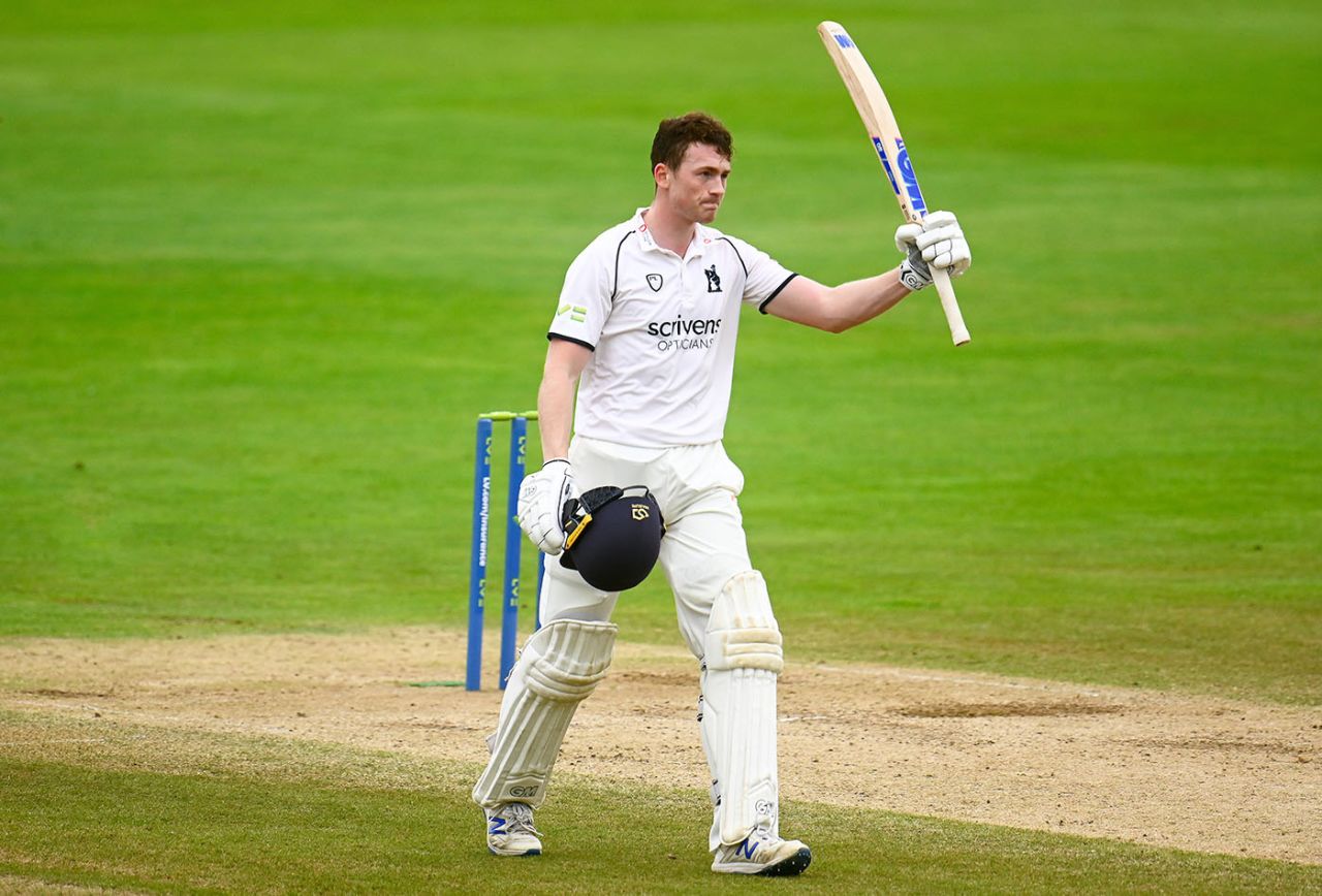 Rob Yates brought up a fourth Championship hundred of the season, Warwickshire vs Somerset, Edgbaston, County Championship Division One, September 24, 2021