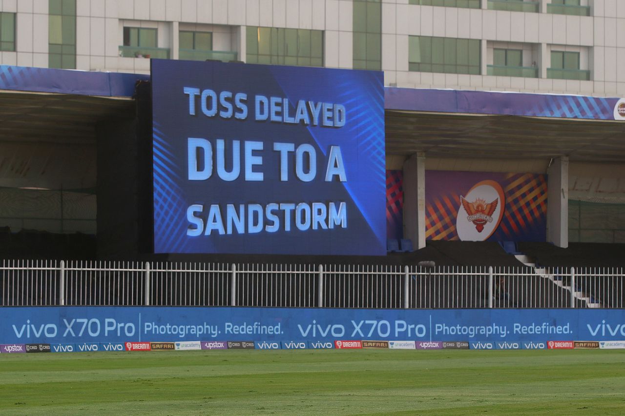 A sandstorm delayed the start of the game, Royal Challengers Bangalore vs Chennai Super Kings, IPL 2021, Sharjah, September 24, 2021