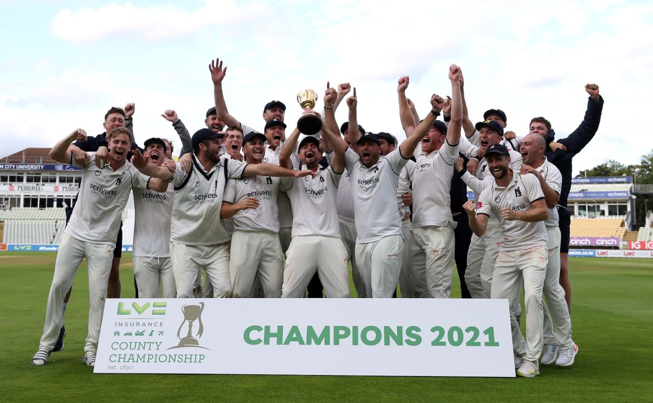 Warwickshire lift the County Championship trophy after victory over Somerset, Warwickshire vs Somerset, Edgbaston, County Championship Division One, September 24, 2021