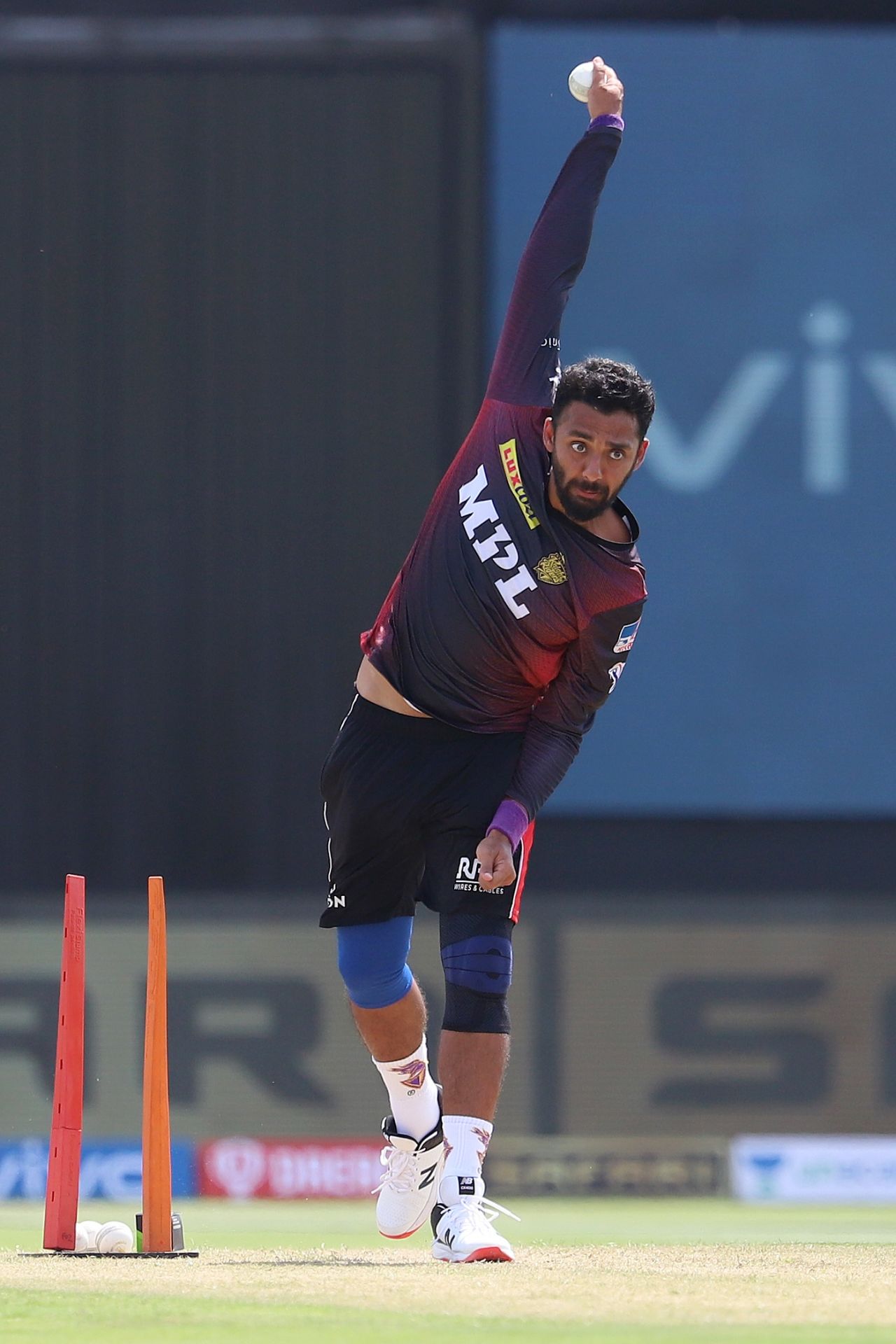 Varun Chakravarthy practises before the match, Chennai Super Kings vs Kolkata Knight Riders, Abu Dhabi, IPL 2021, September 26, 2021