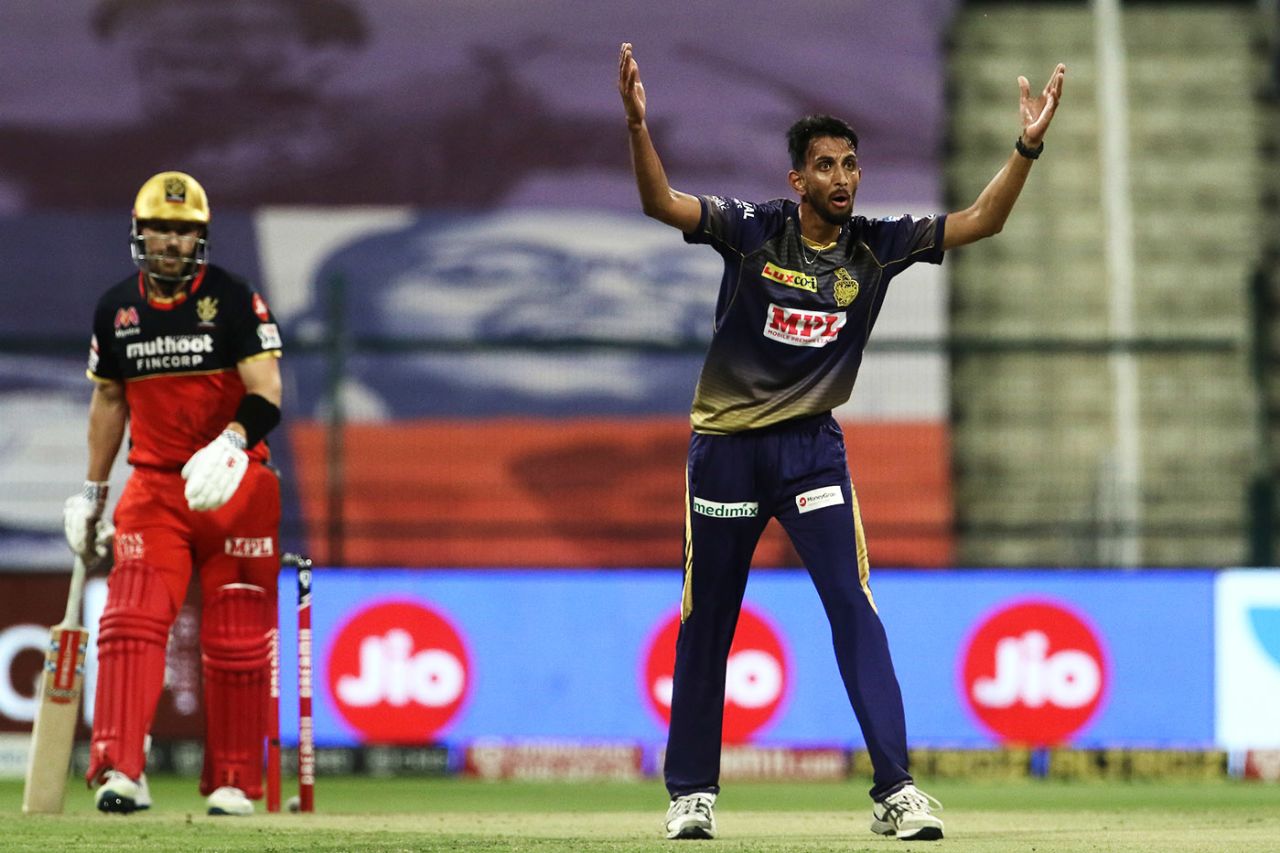 Prasidh Krishna appeals for a wicket, Kolkata Knight Riders vs Royal Challengers Bangalore, IPL 2020, Abu Dhabi, October 21, 2020