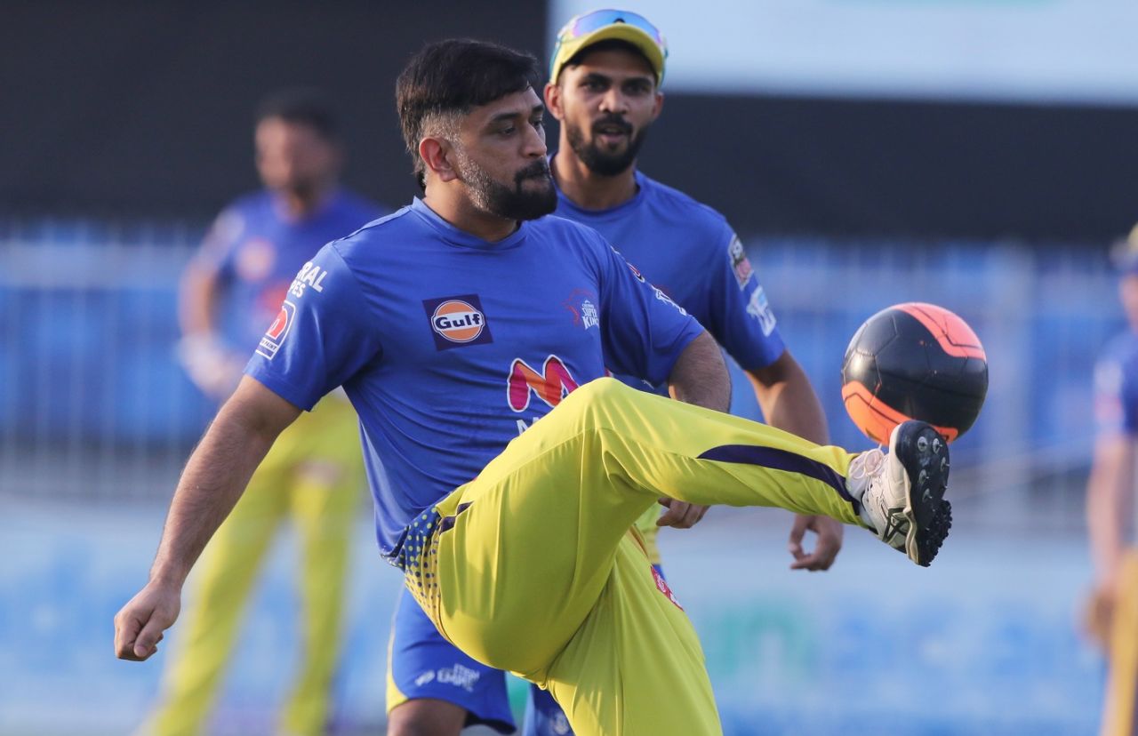 MS Dhoni and Ruturaj Gaikwad engage in a kickabout, Chennai Super Kings vs Sunrisers Hyderabad, IPL 2021, Sharjah, September 30, 2021