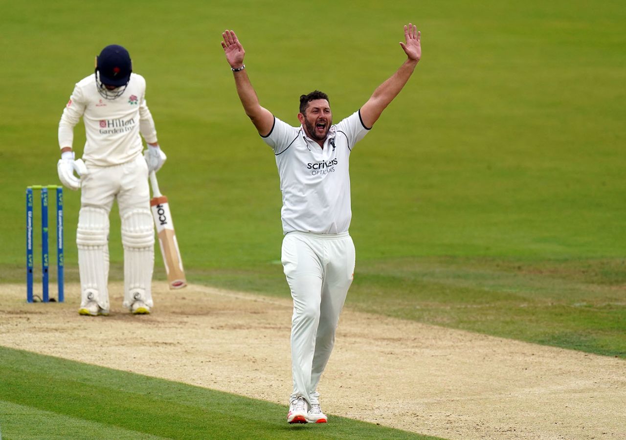 Tim Bresnan belts out an lbw appeal, Warwickshire vs Lancashire, Bob Willis Trophy final, Lord's, 3rd day, September 30, 2021