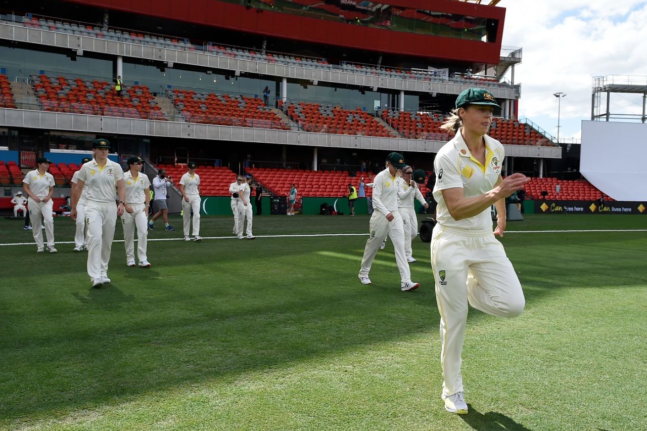 Ellyse Perry and her team-mates stride out onto the field ahead of day two, Australia Women vs India Women, Only Test, Day 2, Carrara, October 1, 2021