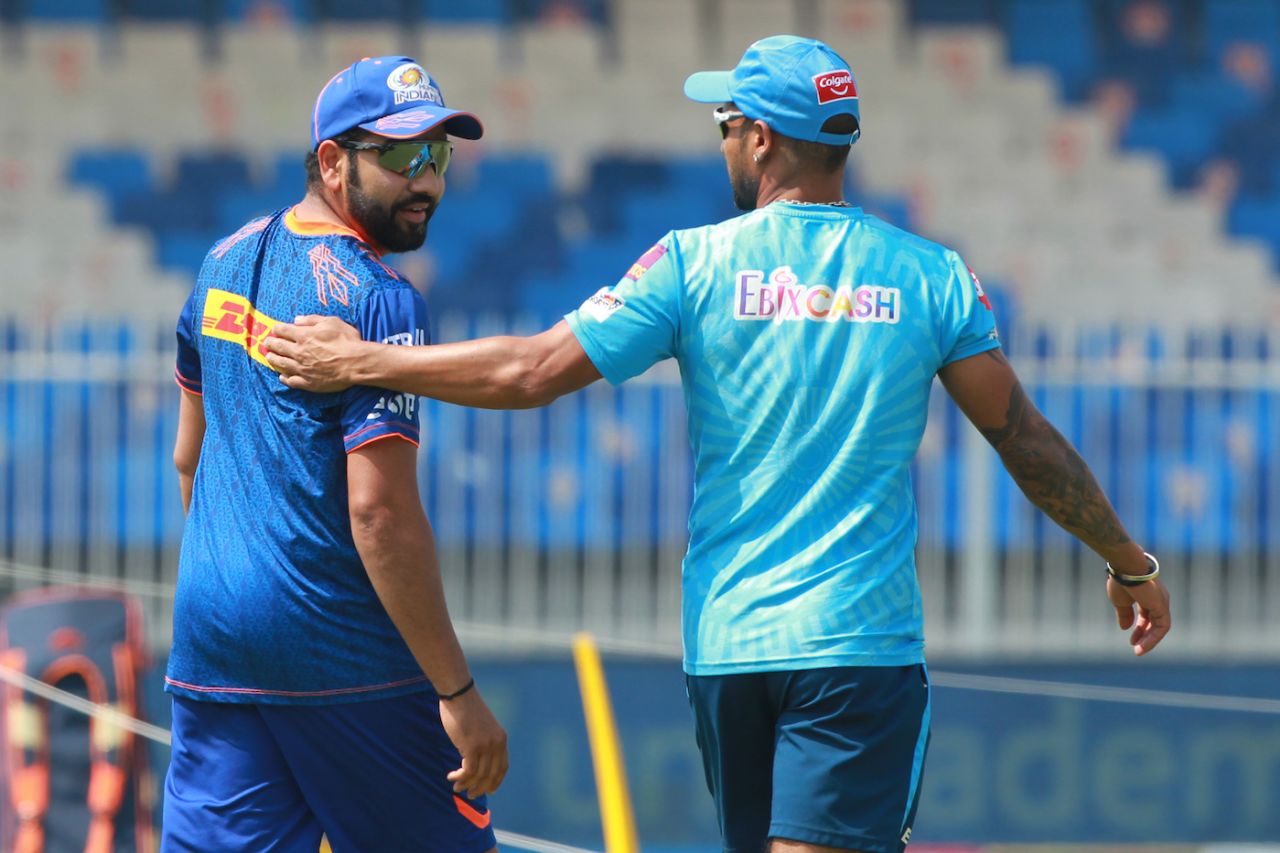 Rohit Sharma and Shikhar Dhawan have a chat before the toss, Mumbai Indians vs Delhi Capitals, IPL 2021, Sharjah, October 2, 2021