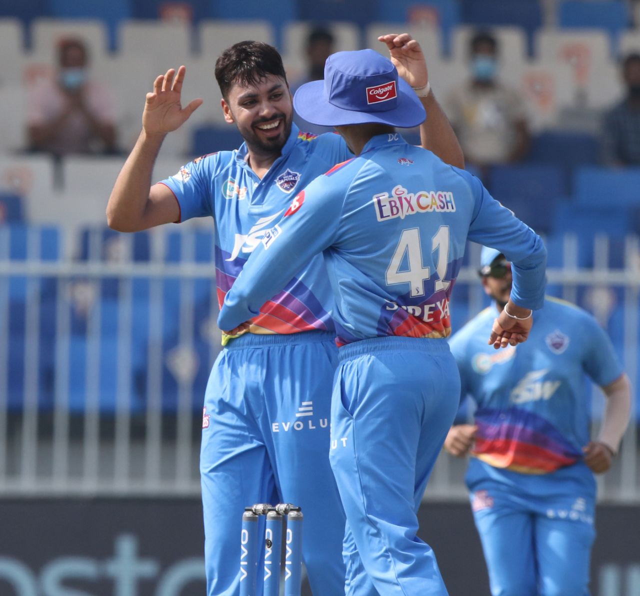 Avesh Khan celebrates Rohit Sharma's dismissal with Shreyas Iyer, Mumbai Indians vs Delhi Capitals, IPL 2021, Sharjah, October 2, 2021