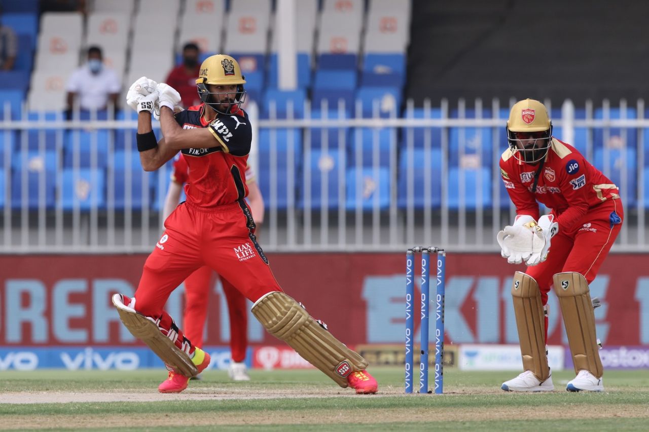 Devdutt Padikkal hit back-to-back boundaries off Arshdeep Singh, Royal Challengers Bangalore vs Punjab Kings, IPL 2021, Sharjah, October 3, 2021