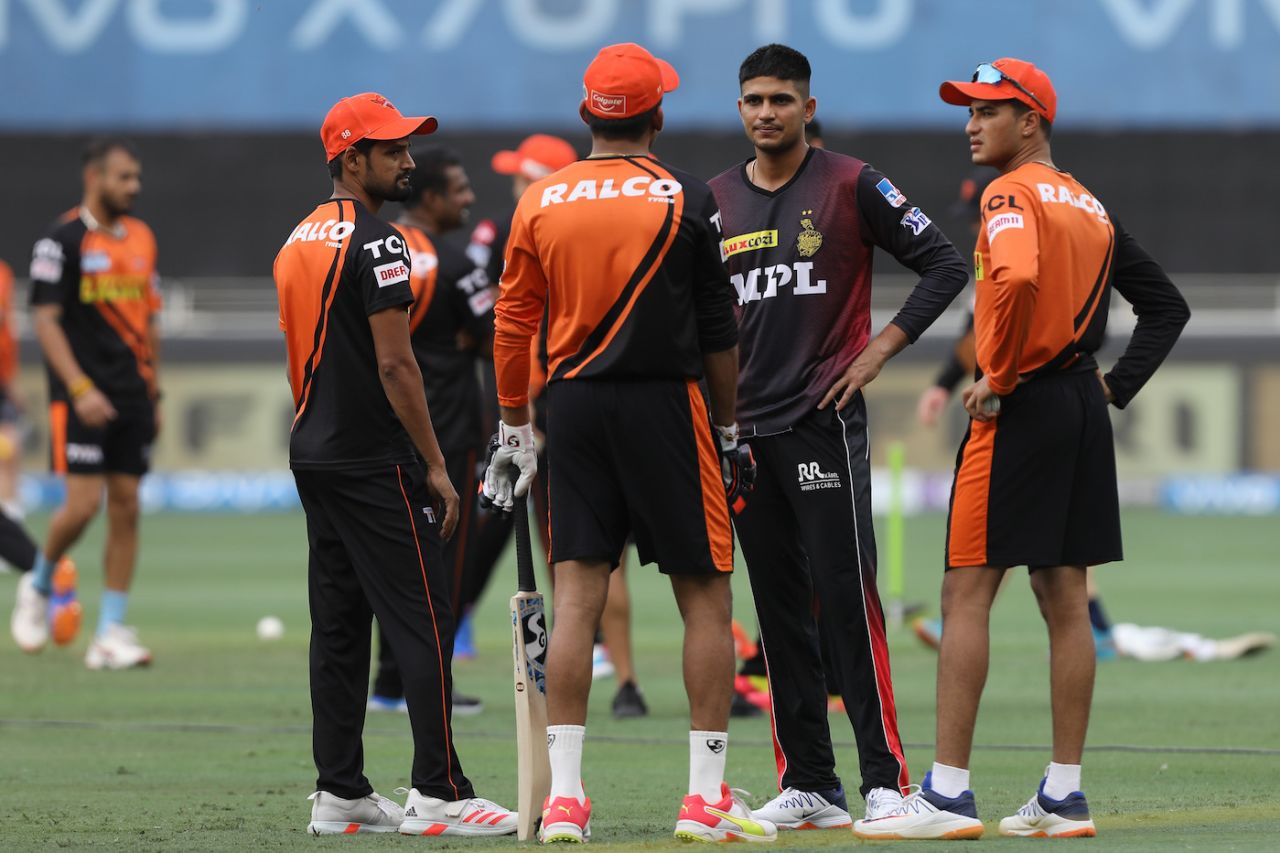 Shubman Gill catches up with some of the Sunrisers Hyderabad players, Kolkata Knight Riders vs Sunrisers Hyderabad, IPL 2021, Dubai, October 3, 2021
