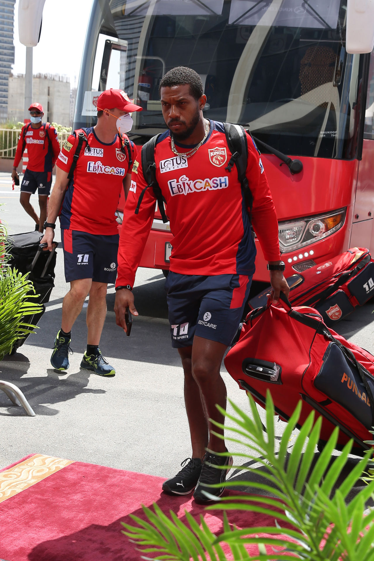 Chris Jordan arrives for the match, Chennai Super Kings vs Punjab Kings, IPL 2021, Dubai, October 7, 2021