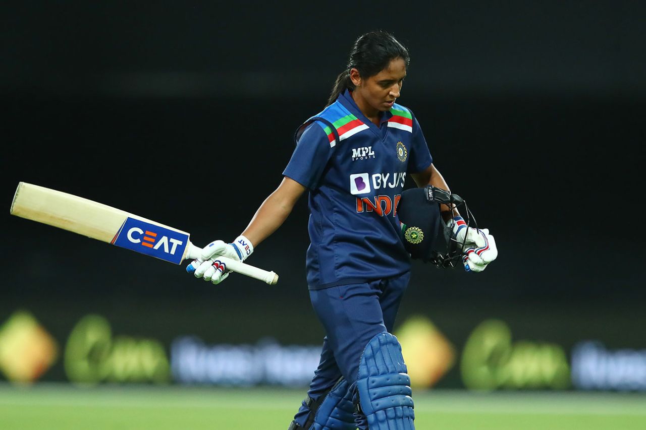 A frustrated Harmanpreet Kaur walks off, Australia vs India, 2nd Women's T20I, Metricon Stadium, October 9, 2021