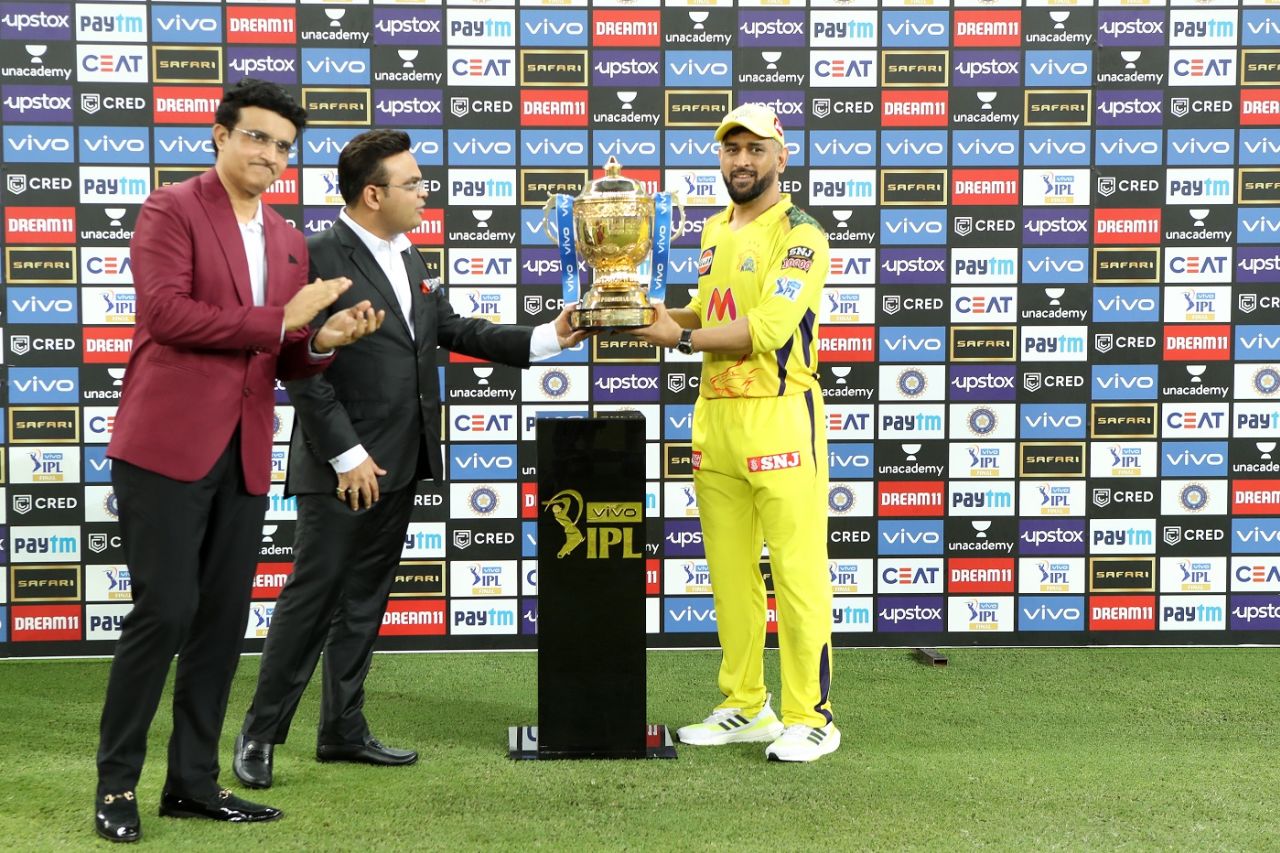 MS Dhoni collects the IPL 2021 trophy, Chennai Super Kings vs Kolkata Knight Riders, IPL 2021 final, Dubai, October 15, 2021