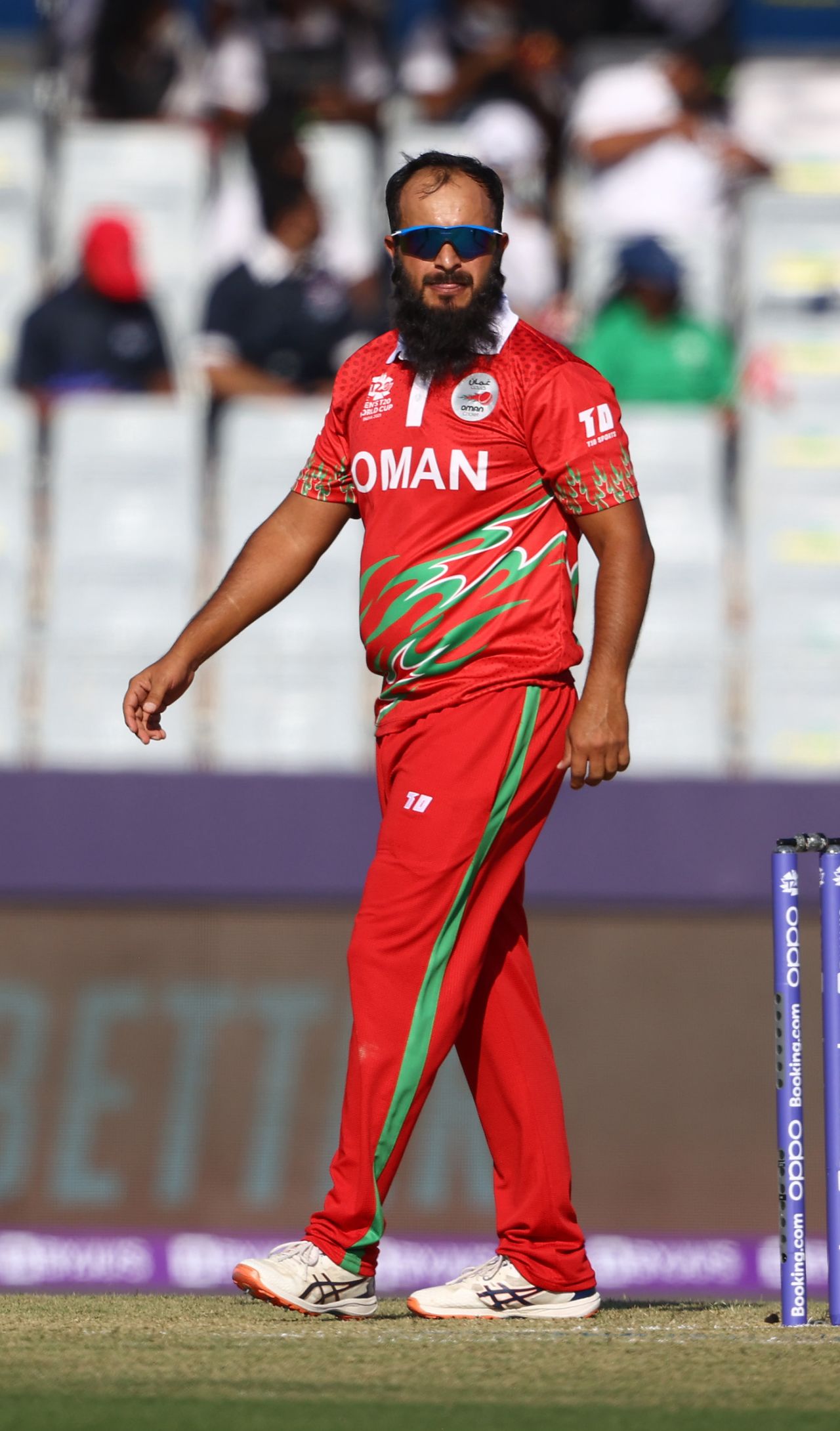 Zeeshan Maqsood became the first captain after Daniel Vettori to pick up four wickets in a T20 World Cup game
