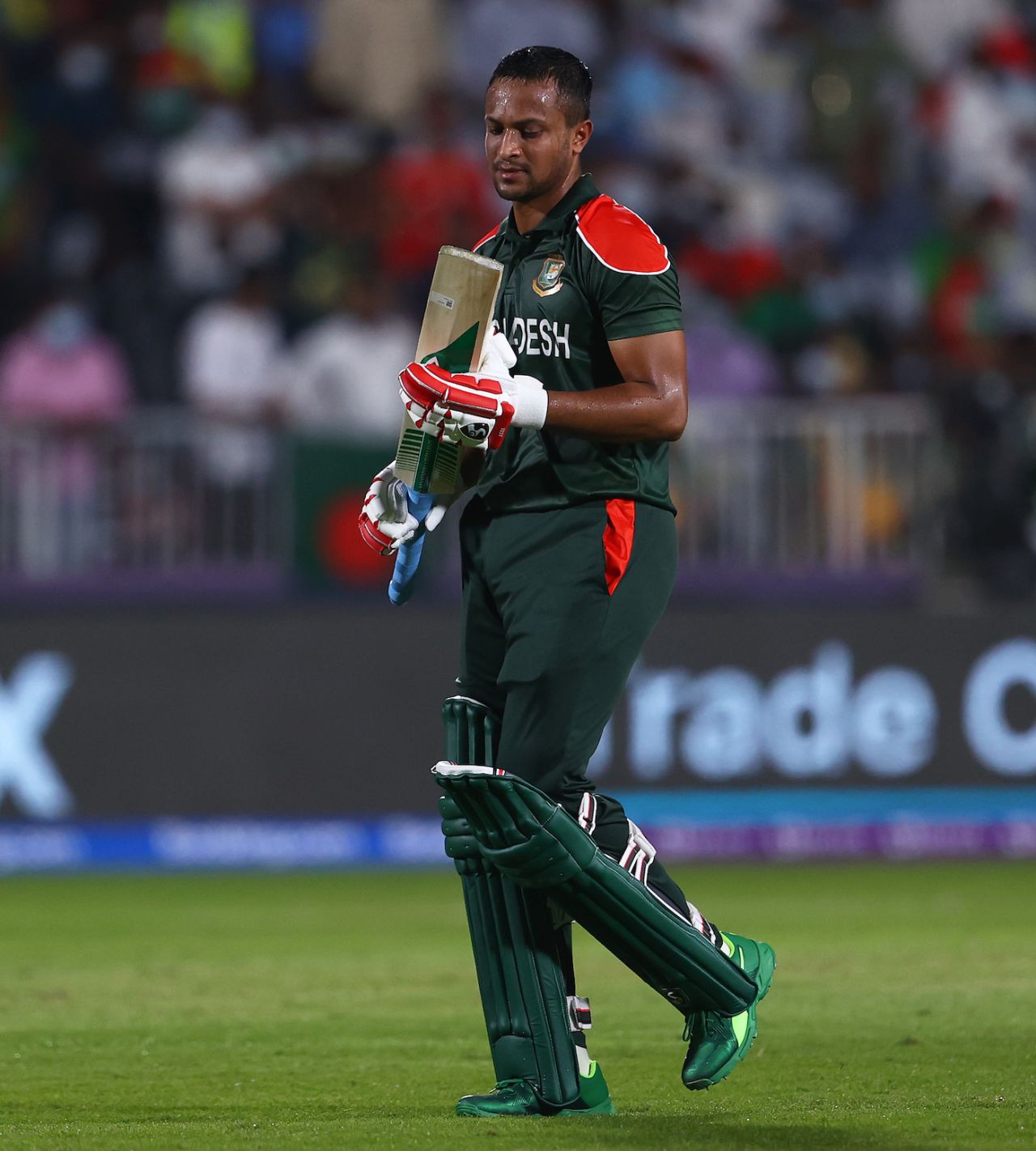 Shakib Al Hasan walks back after being dismissed by Chris Greaves, Bangladesh vs Scotland, T20 World Cup, Muscat, October 17, 2021