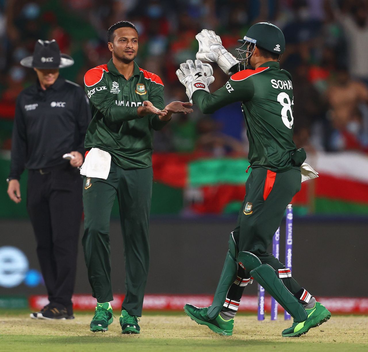Shakib Al Hasan picked up the key wicket of Jatinder Singh, Oman vs Bangladesh, T20 World Cup, Muscat, October 19, 2021