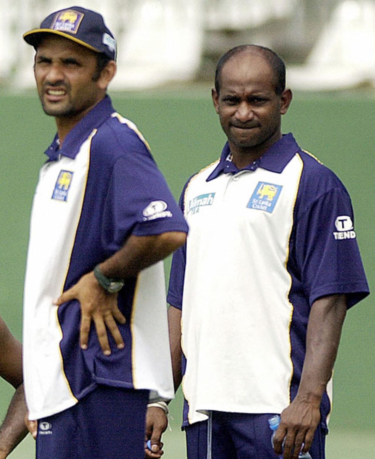Marvan Atapattu and Sanath Jayasuriya looking vacant