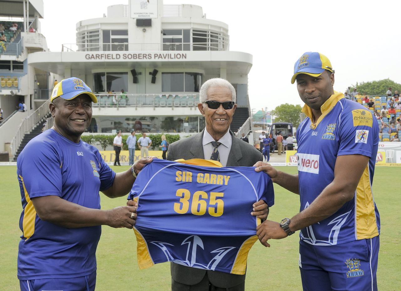 Garry Sobers displays his Barbados Tridents jersey, Barbados, July 26, 2014