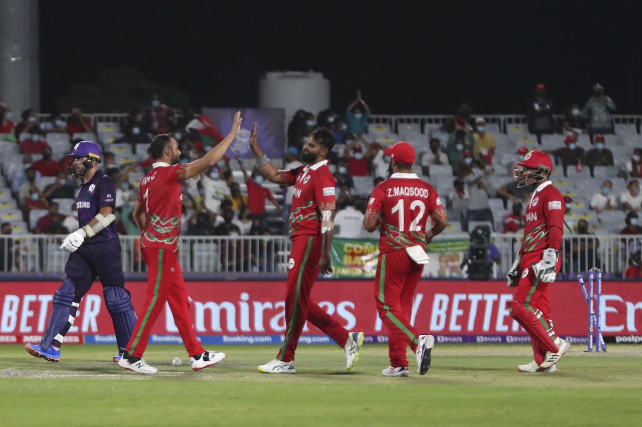 Khawar Ali removed Scotland captain Kyle Coetzer, Oman vs Scotland, T20 World Cup 2021, Muscat, October 21, 2021