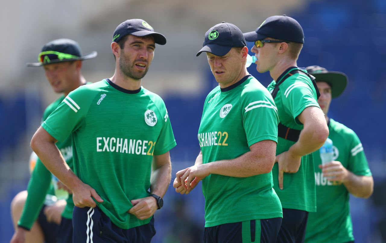 Andy Balbirnie and Kevin O'Brien have a chat, Ireland vs Namibia, T20 World Cup, Sharjah, October 22, 2021