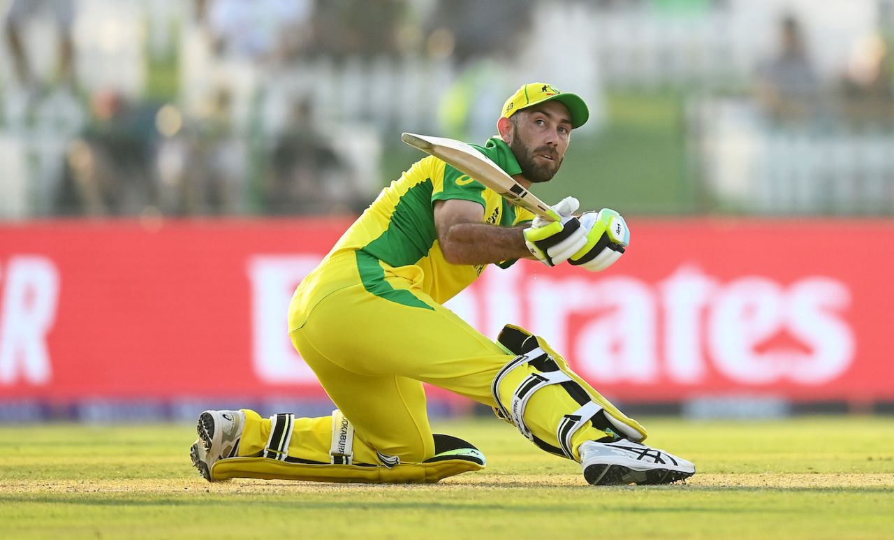 Glenn Maxwell goes down, and goes reverse, Australia vs South Africa, T20 World Cup, Abu Dhabi, October 23, 2021