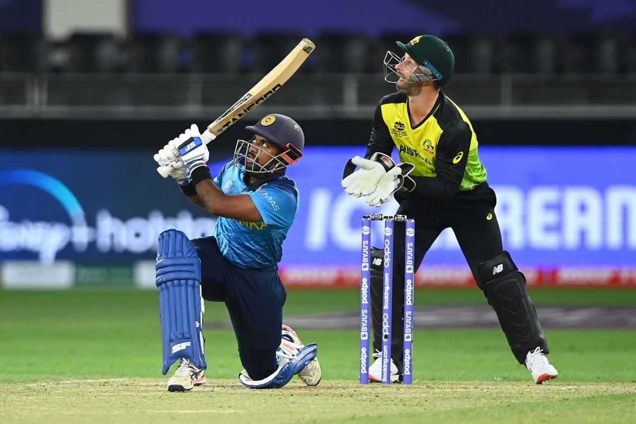 Charith Asalanka goes big on the leg side, Australia vs Sri Lanka, 2021 Men's T20 World Cup, Dubai, October 28, 2021