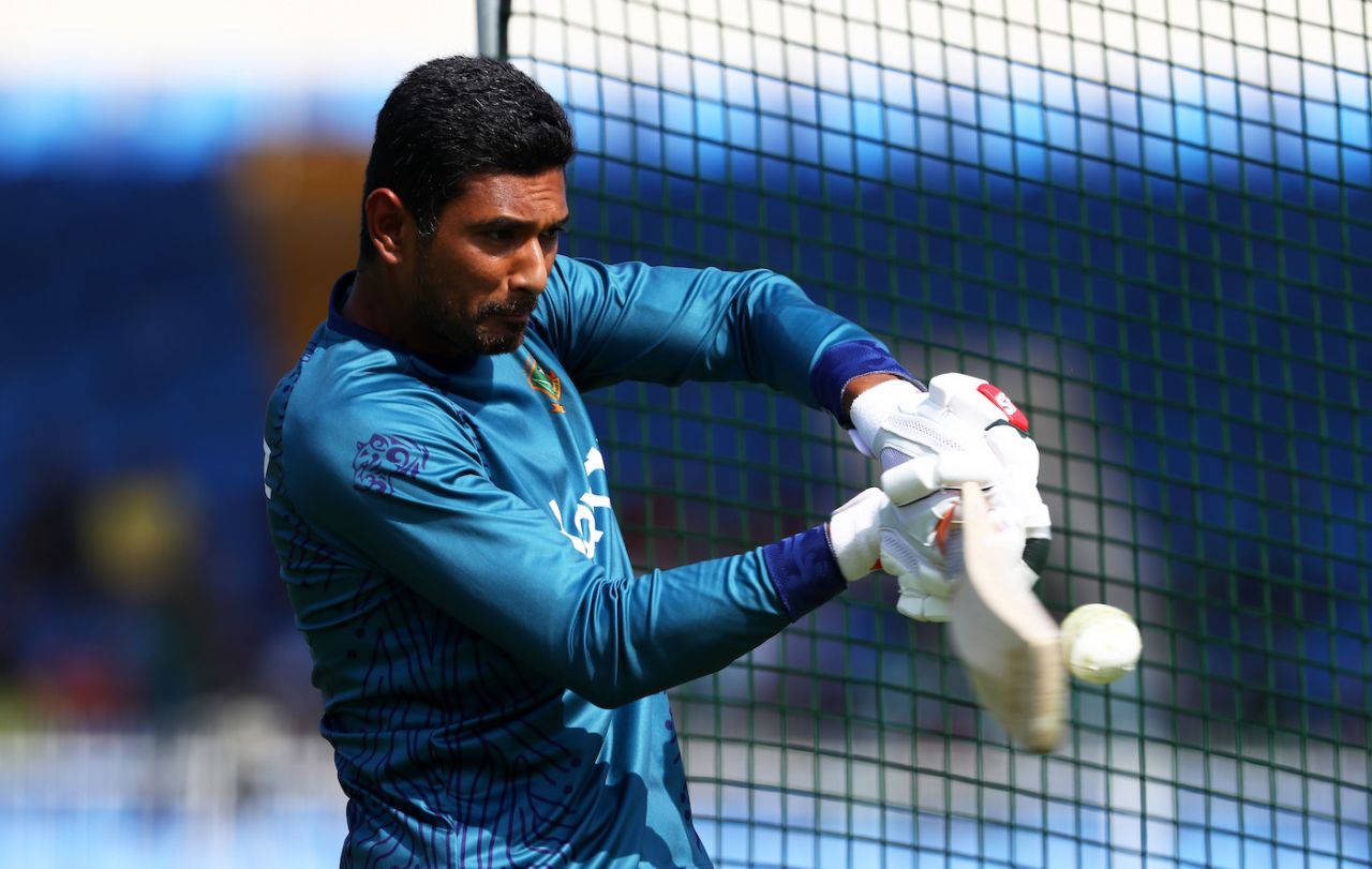 Mahmudullah takes throwdowns before the game, Bangladesh vs West Indies, T20 World Cup, Group 1, Sharjah, October 29, 2021