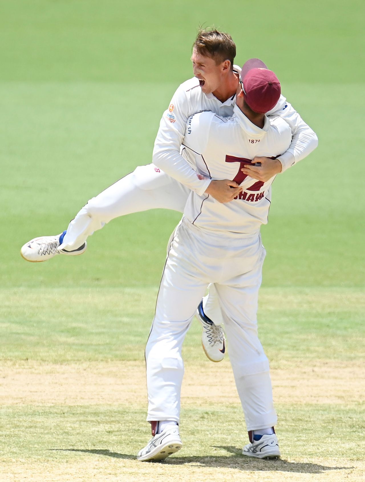 Marnus Labuschagne celebrates a wicket, Queensland vs Tasmania, Sheffield Shield, Townsville, October 30, 2021