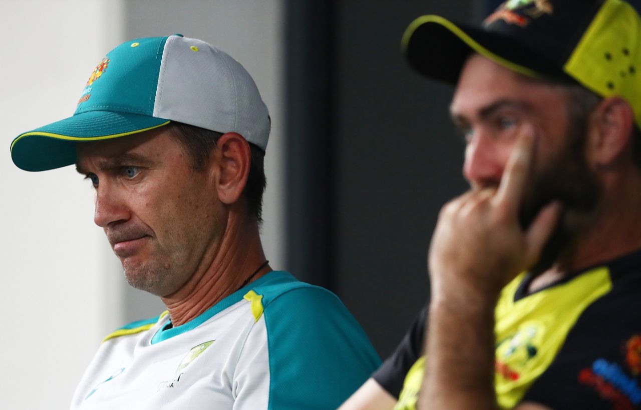 Justin Langer's expression tells thing are not going Australia's way, Australia vs England, T20 World Cup, Group 1, Dubai, October 30, 2021