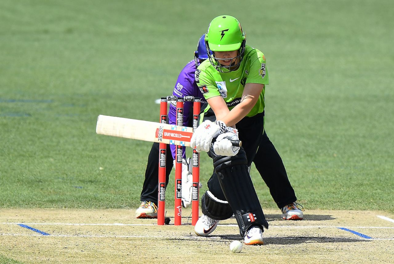 Phoebe Litchfield plays a reverse sweep, Hobart Hurricanes vs Sydney Thunder, WBBL, Launceston, October 31, 2021
