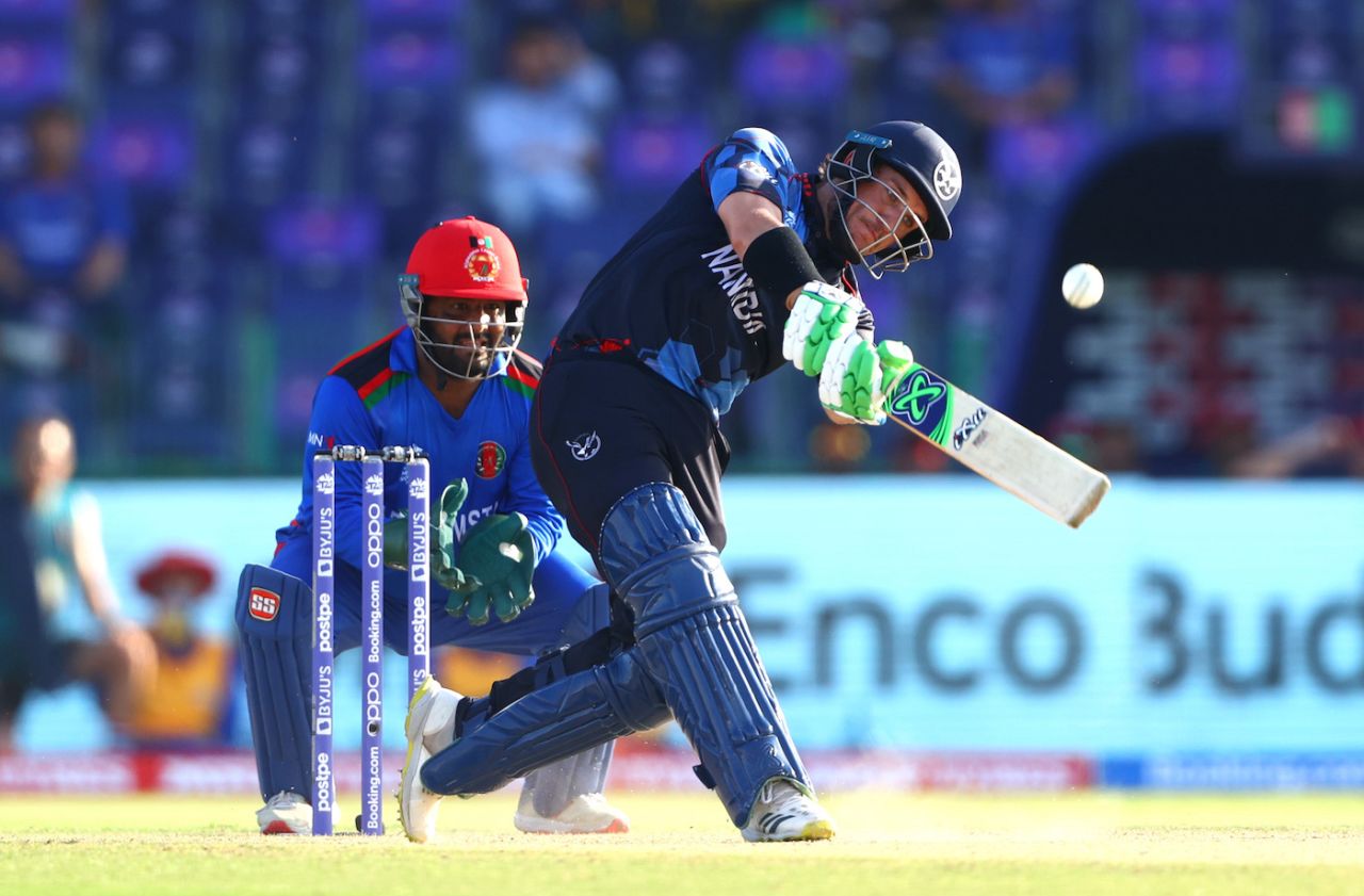 Jan Nicol Loftie-Eaton comes down the track to strike a six, Afghanistan vs Namibia, T20 World Cup, Group 2, Abu Dhabi, October 31, 2021