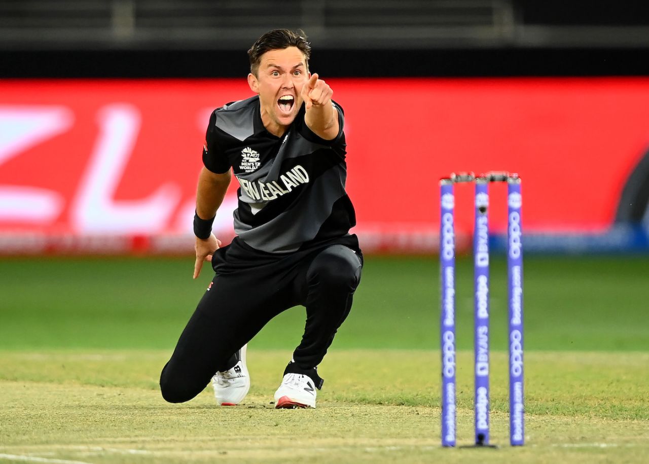 Trent Boult roars out an appeal, India vs New Zealand, T20 World Cup, Group 2, Dubai, October 31, 2021