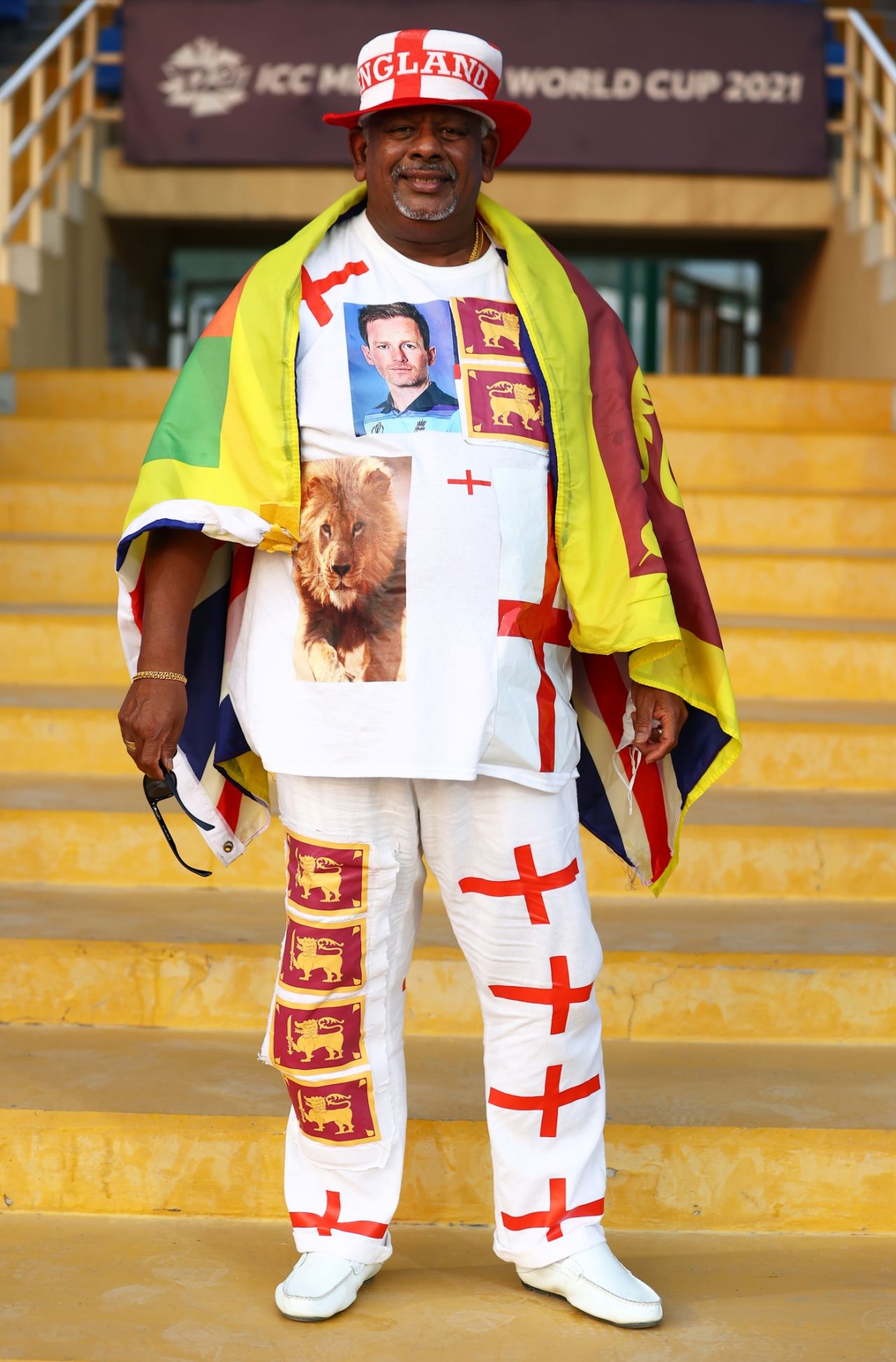 Who's this fan supporting? England vs Sri Lanka, Men's T20 World Cup, Super 12s, Sharjah, November 1, 2021