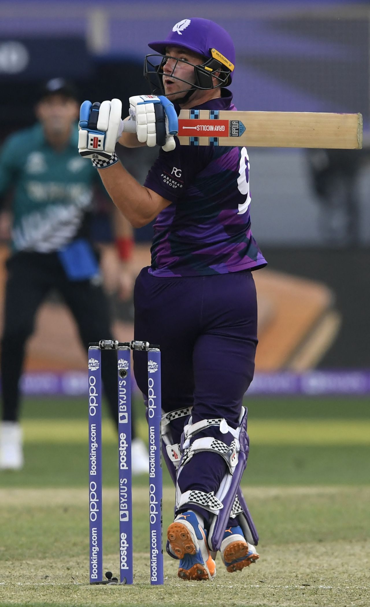 Matthew Cross follows the path of the ball, New Zealand vs Scotland, T20 World Cup, Group 2, Dubai, November 3, 2021