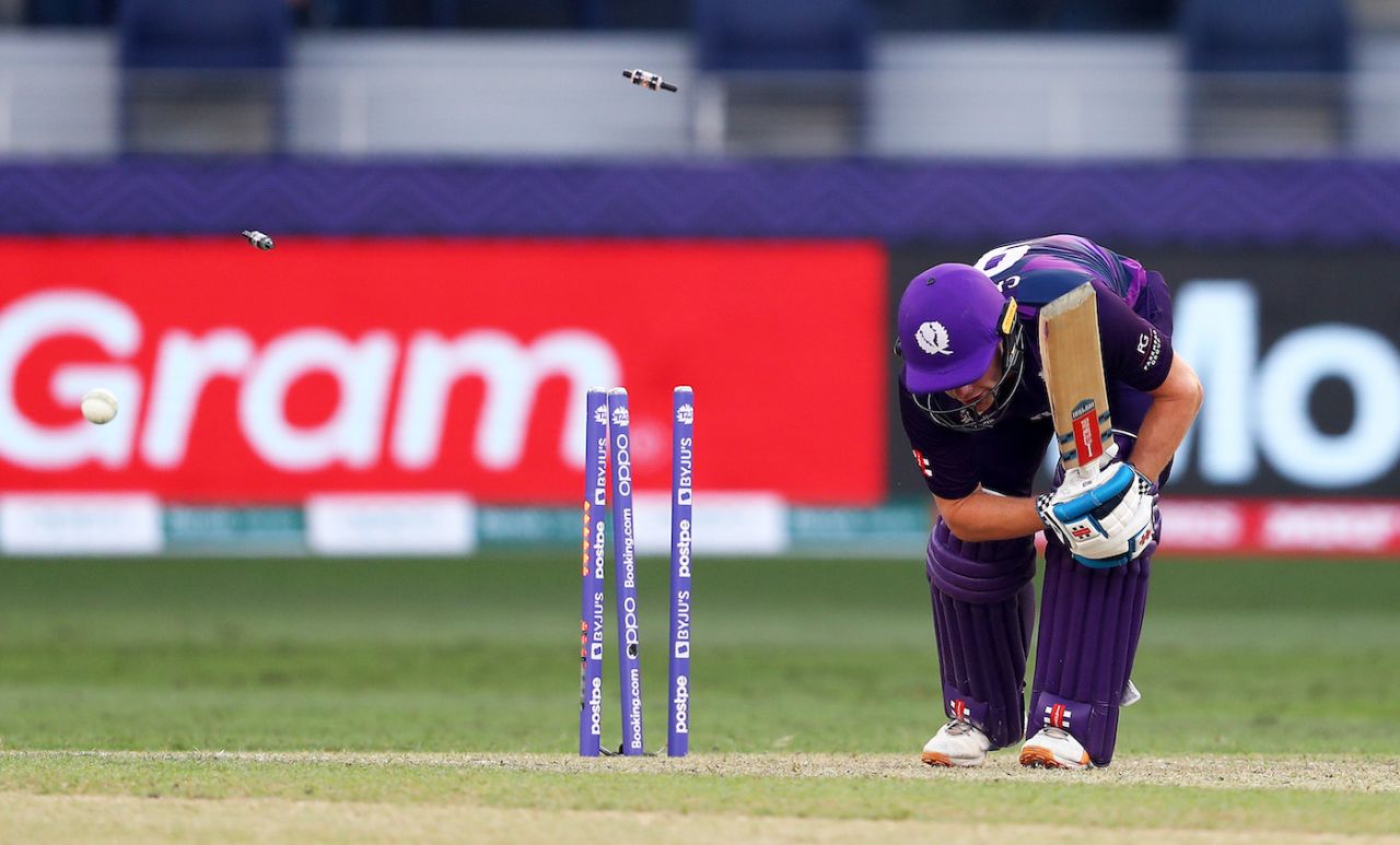Matthew Cross loses his stumps to Tim Southee, New Zealand vs Scotland, T20 World Cup, Group 2, Dubai, November 3, 2021